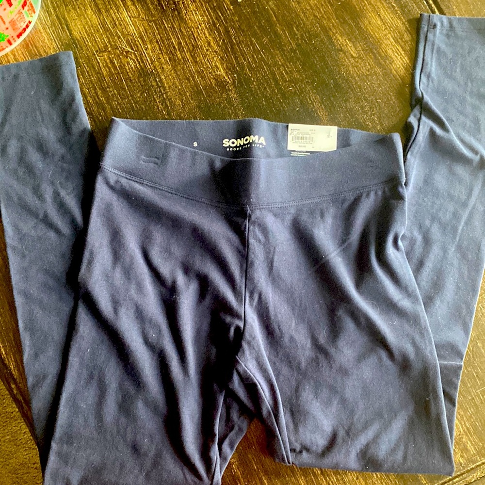 Sonoma Mid Rise Leggings size small NWT